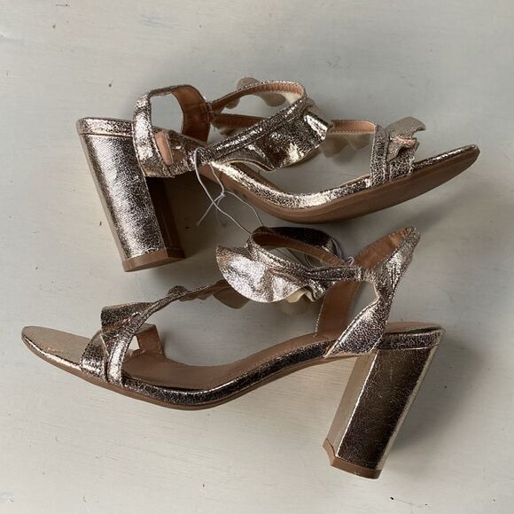 Report Shoes | Report Metallica Gold Strappy Ruffle Chunky Block Heel Size 7 New - Picture 7 of 12